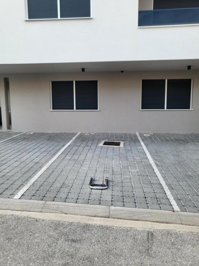 Sunny Island Apartment Trogir Exterior photo